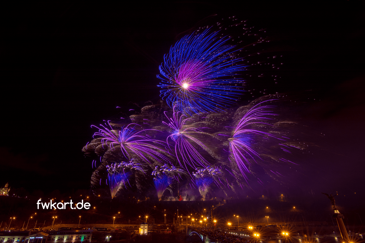 Novoroční ohňostroj Praha 2019 Makalu Fireworks 9