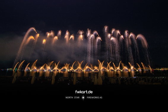 Cannes 2022 North Star Fireworks (17)